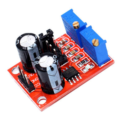 Standart NE555 adımlı motor sürücüsü için darbe frekansı görev döngüsü ayarlanabilir modülü
